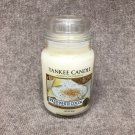 * NEW * Yankee Candle Large Jar Candle, 22 Oz, Spiced White Cocoa (Kayleigh & Co.)