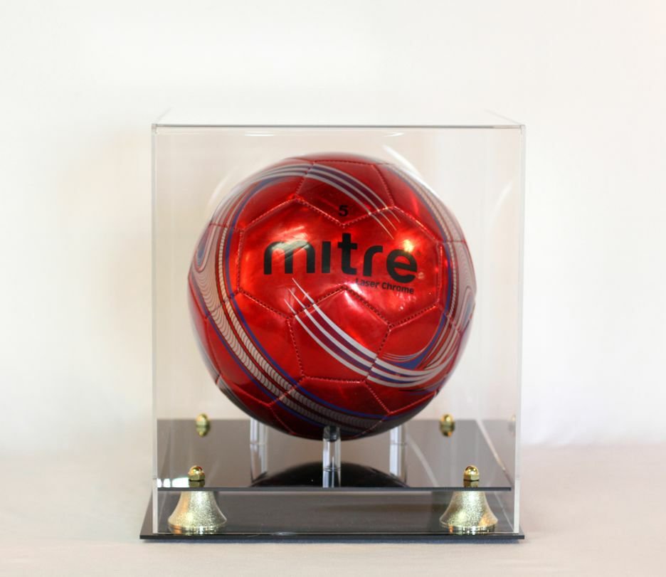Soccer ball display case FIFA World Cup 85% UV filtering acrylic football