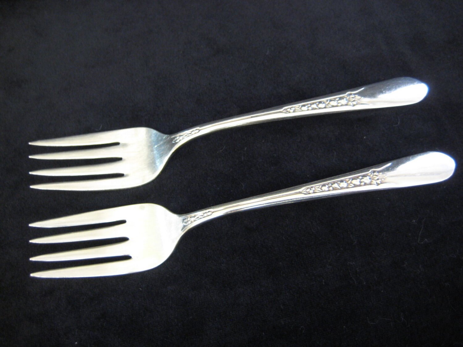 Set Of 2 WM Rogers Mfg. Co Original Rogers Silverplate Forks, 6" Long