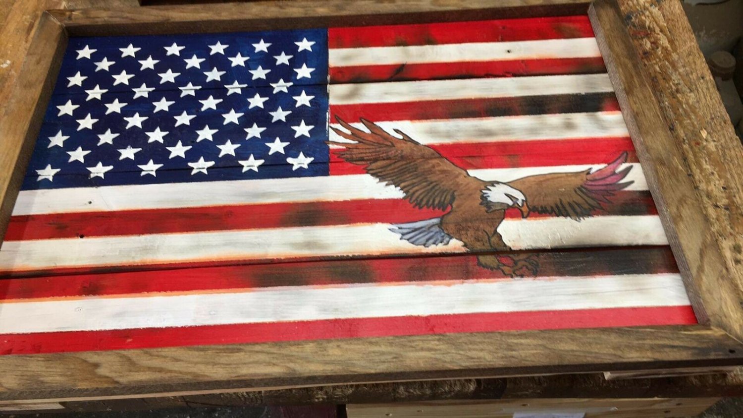 American Eagle 22 x 34