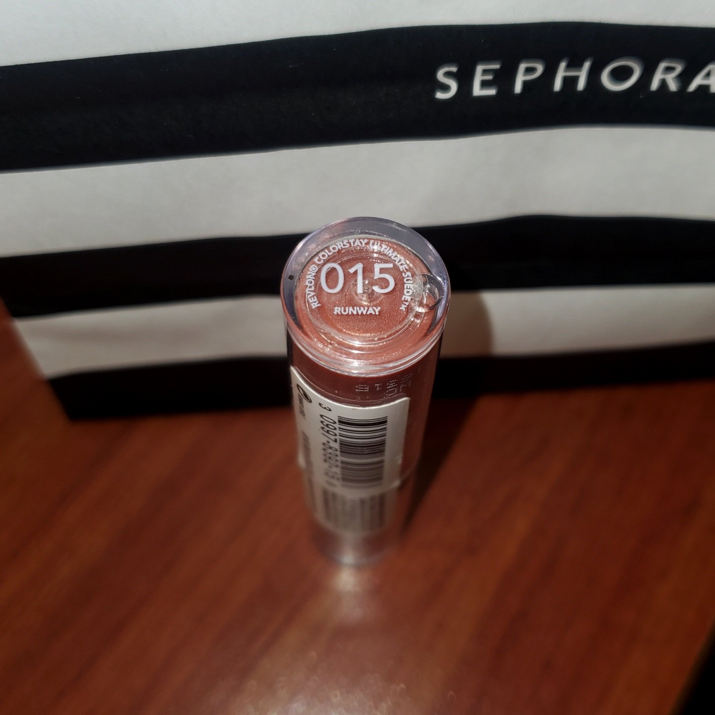 Revlon Ultimate Suede lipstick 015 Runway
