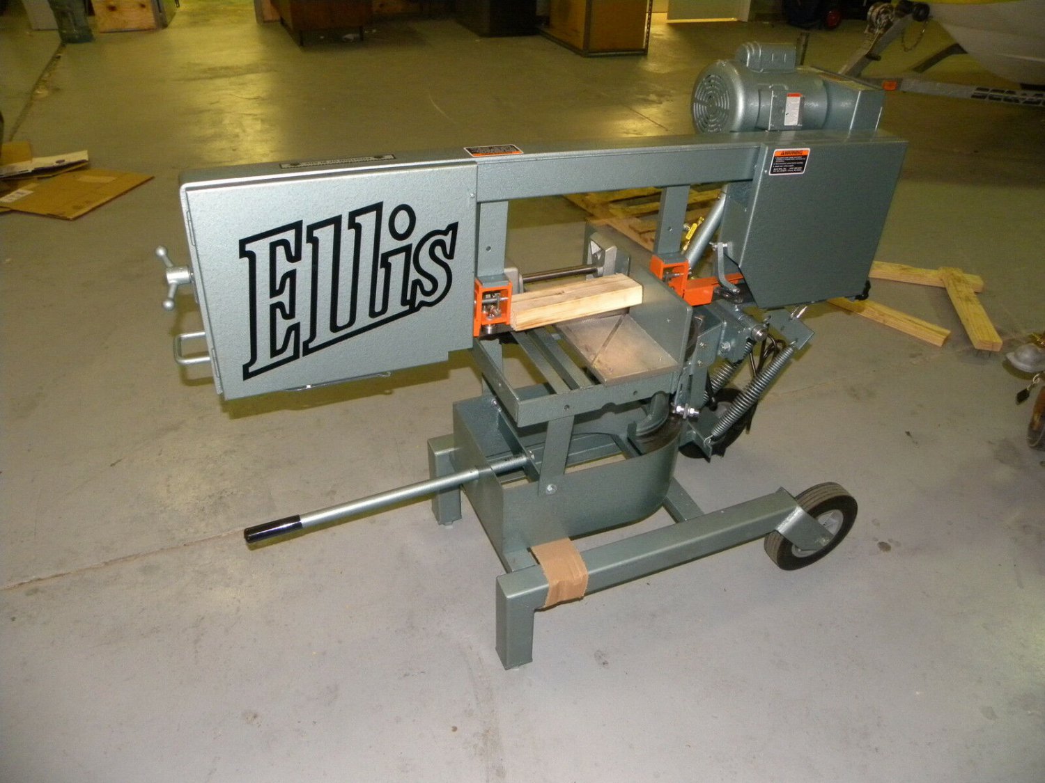 NEW ELLIS MODEL 1600 MITRE BANDSAW / BAND SAW