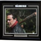 Jeffrey Dean Morgan Signed Framed Walking Dead Negan Look Back 16x20 Photo JSA