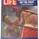 Muhammad Ali Joe Frazier Signed Life Magazine March 19 1971 BAS A64221
