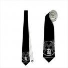 Necktie metro 2033