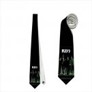 Necktie kiss