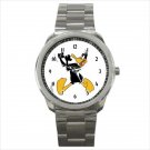 Sport metal watch daffy duck