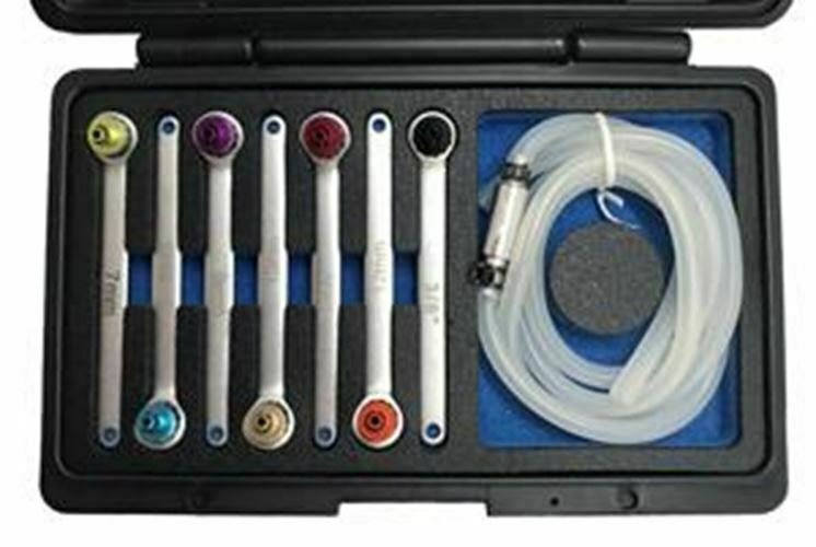 CTA MANUFACTURING 8-Pc Brake Bleeder Wrench Set  CM1945