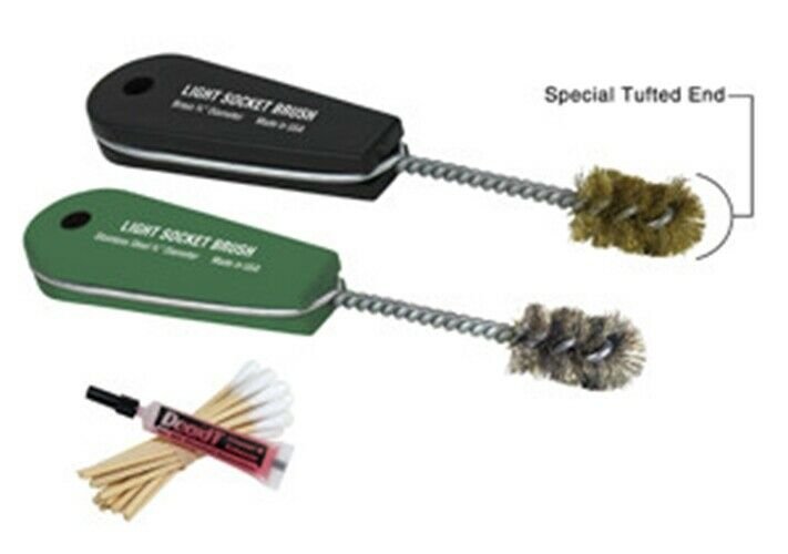 INNOVATIVE PRODUCTS OF AMERICA Light Socket Cleaning Kit IP8086