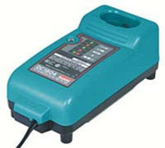 MAKITA 7.2V-18 Volt Universal Charger MKDC1804