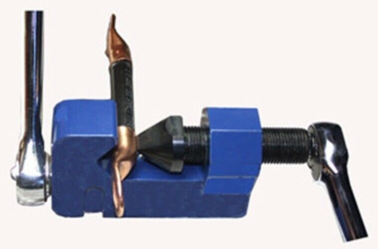 E-Z RED Portable Cable Crimping Tool EZB7946