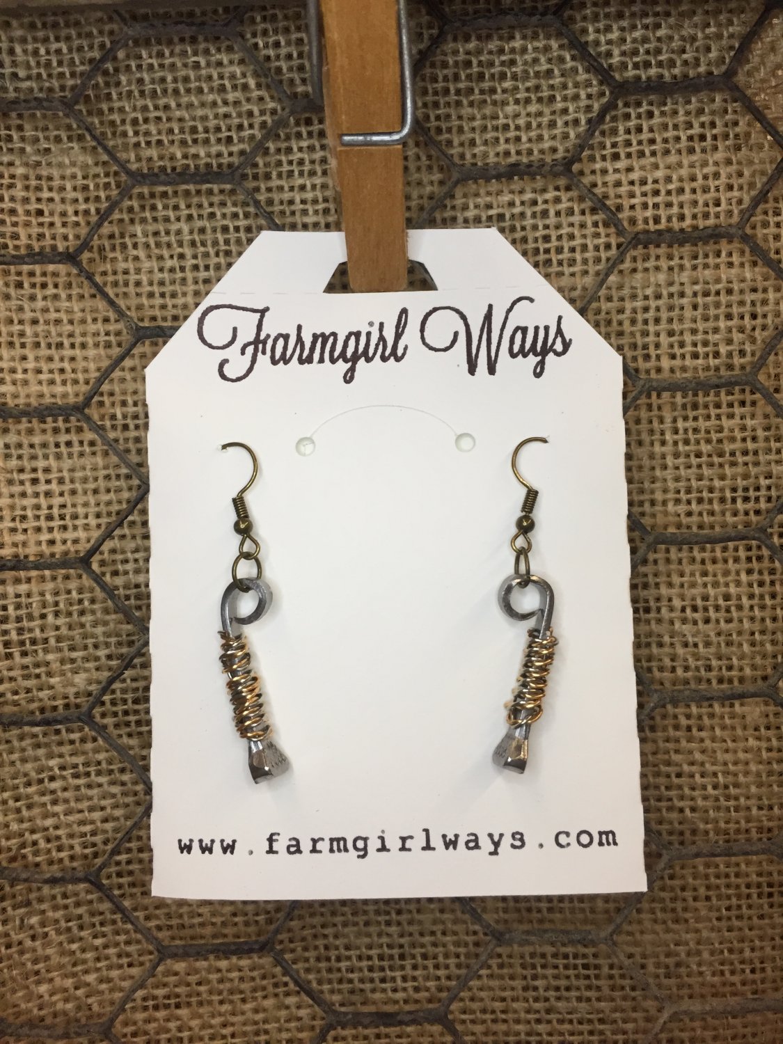Rolled Forward Tip with twisted wire Earrings (ER10006)