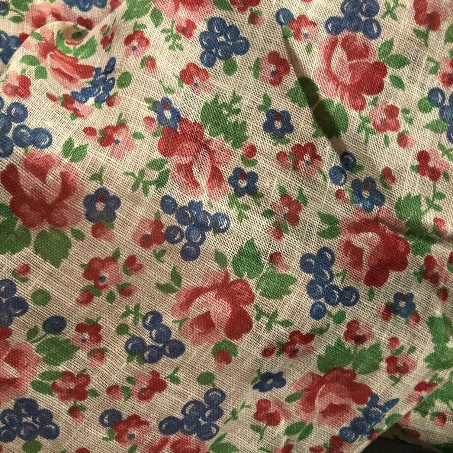 Early vintage 36” W Rose Floral Cotton Voile Dress Fabric