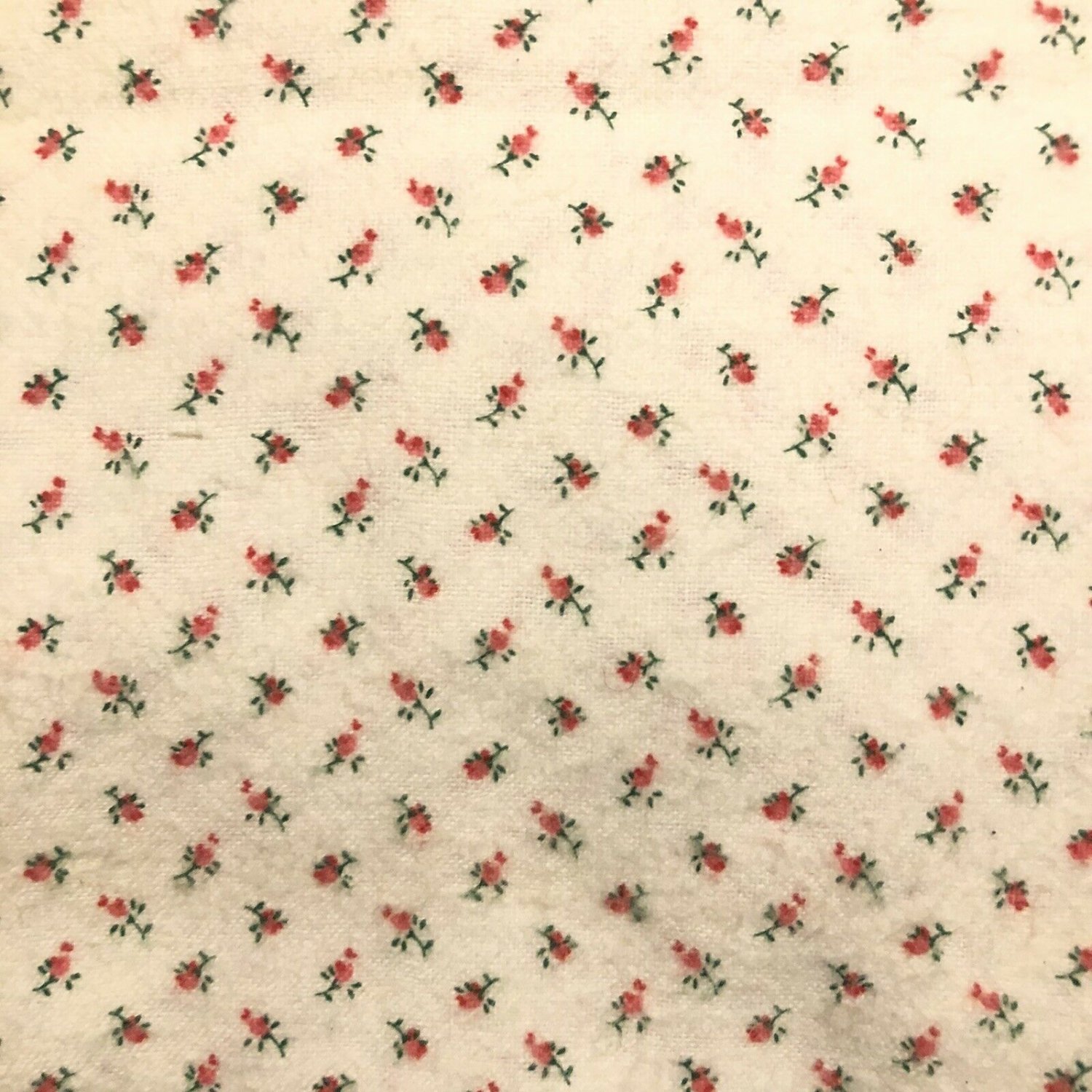 Vintage 30s 40s Tiny  Rosebud Flannel Fabric 36&acirc;�� W X 68&acirc;�� L