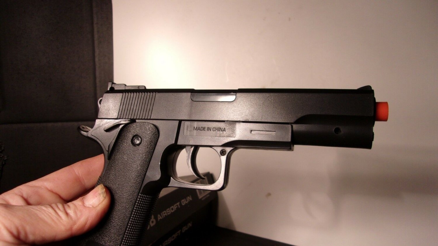 . Ukarms G153 airsoft spring pistol