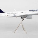 Airplane Commercial  LUFTHANSA Airbus A320S  Desktop DIECAST Model Aircraft