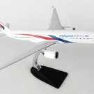 Airplane Air Malaysa Airbus A350-900 REG#9M-MAB Diecast 14"  Model Aircraft
