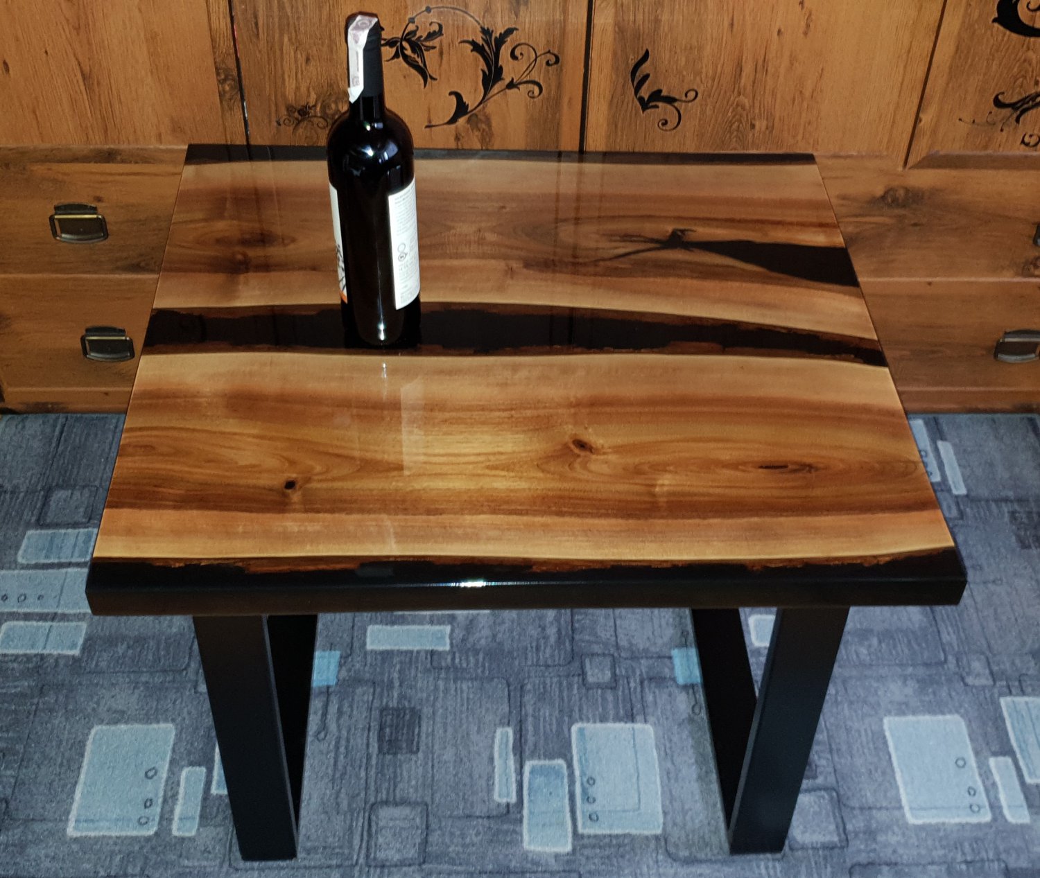 Coffe Table with black epoxy resin