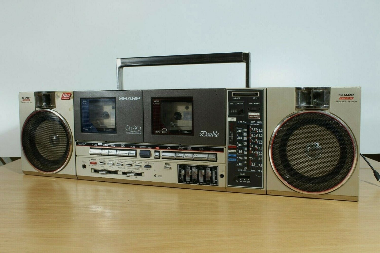 Sharp QT-90ZG Japan Tape recorder Boombox Twin Cassette  1980-90