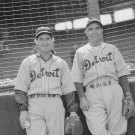 MICKEY COCHRANE & BING MILLER 8X10 PHOTO DETROIT TIGERS BASEBALL PICTURE MLB