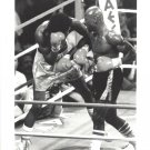MARVELOUS MARVIN HAGLER vs TOMMY HEARNS 8X10 PHOTO BOXING PICTURE B/W THOMAS MARVELOUS MARVIN HAGLER vs TOMMY HEARNS 8X10 PHOTO BOXING PICTURE B/W THOMAS