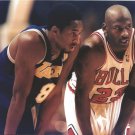 MICHAEL JORDAN & KOBE BRYANT 8X10 PHOTO CHICAGO BULLS BASKETBALL NBA LA LAKERS MICHAEL JORDAN & KOBE BRYANT 8X10 PHOTO CHICAGO BULLS BASKETBALL NBA LA LAKERS