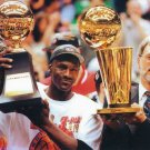 MICHAEL JORDAN & PHIL JACKSON 8X10 PHOTO CHICAGO BULLS BASKETBALL NBA & TROPHY MICHAEL JORDAN & PHIL JACKSON 8X10 PHOTO CHICAGO BULLS BASKETBALL NBA & TROPHY
