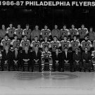 1986-87 PHILADELPHIA FLYERS 8X10 PHOTO HOCKEY NHL PICTURE TEAM B/W 1986-87 PHILADELPHIA FLYERS 8X10 PHOTO HOCKEY NHL PICTURE TEAM B/W