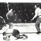 JOE LOUIS vs ABE SIMON 8X10 PHOTO BOXING PICTURE JOE LOUIS vs ABE SIMON 8X10 PHOTO BOXING PICTURE