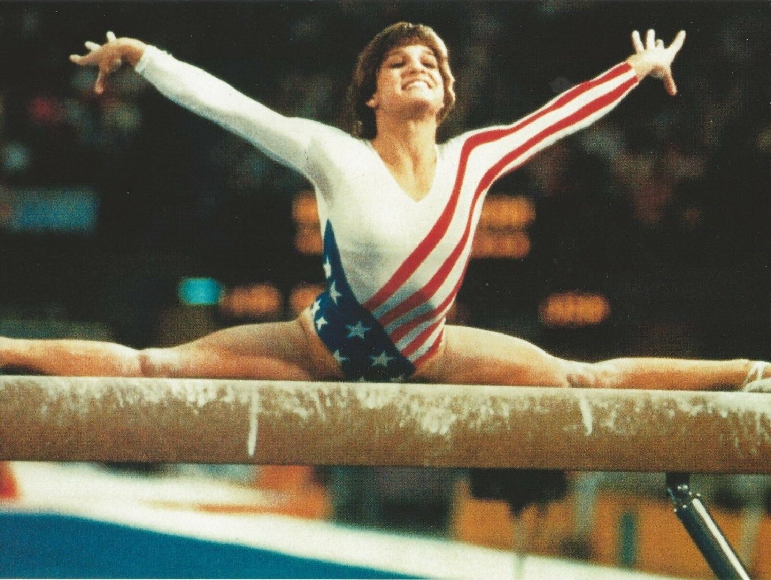 MARY LOU RETTON 8X10 PHOTO GYMNASTICS PICTURE OLYMPICS USA