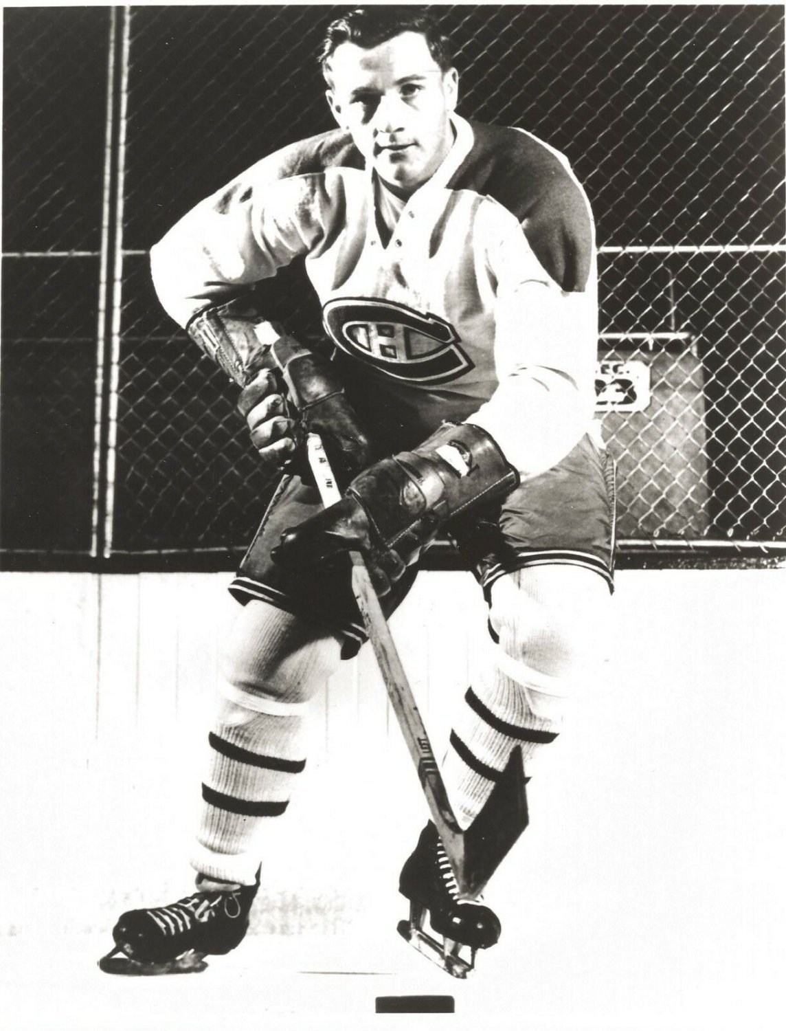 DICKIE MOORE 8X10 PHOTO MONTREAL CANADIENS PICTURE NHL B/W