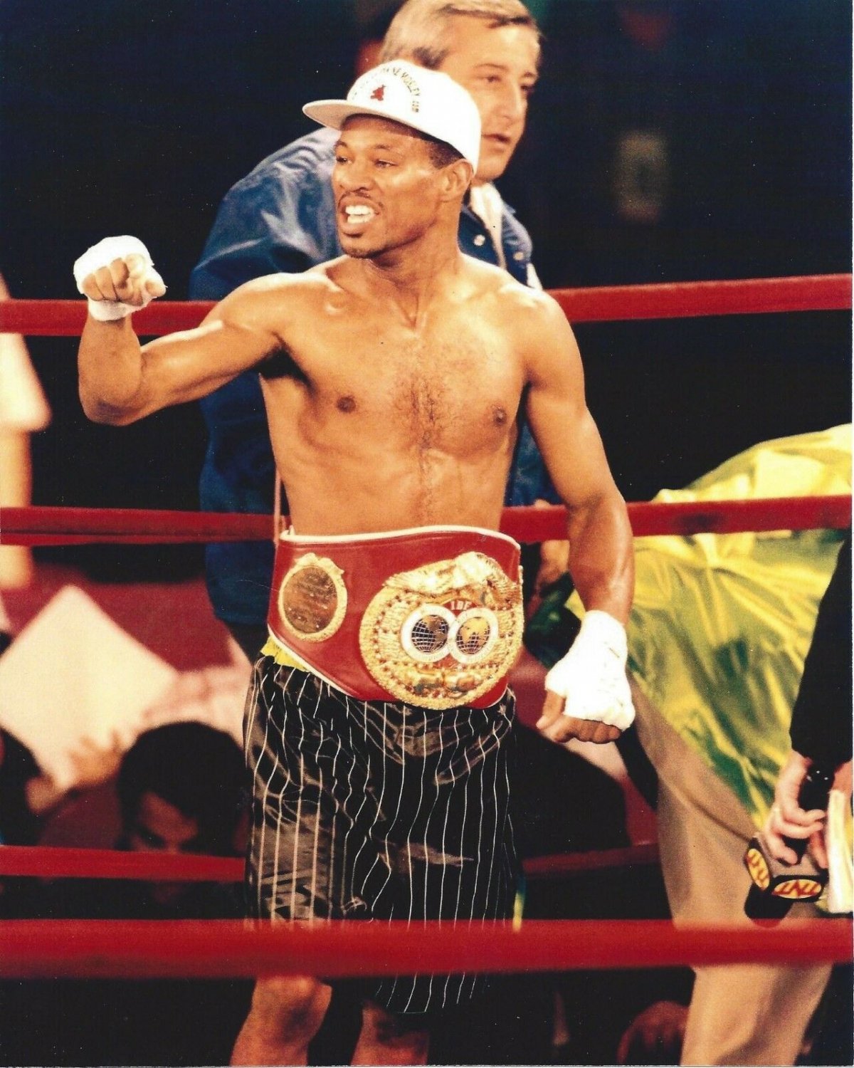SUGAR SHANE MOSLEY 8X10 PHOTO BOXING PICTURE WITH BELT