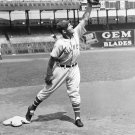 MEL OTT 8X10 PHOTO NEW YORK GIANTS NY PICTURE BASEBALL MLB FIELDING MEL OTT 8X10 PHOTO NEW YORK GIANTS NY PICTURE BASEBALL MLB FIELDING