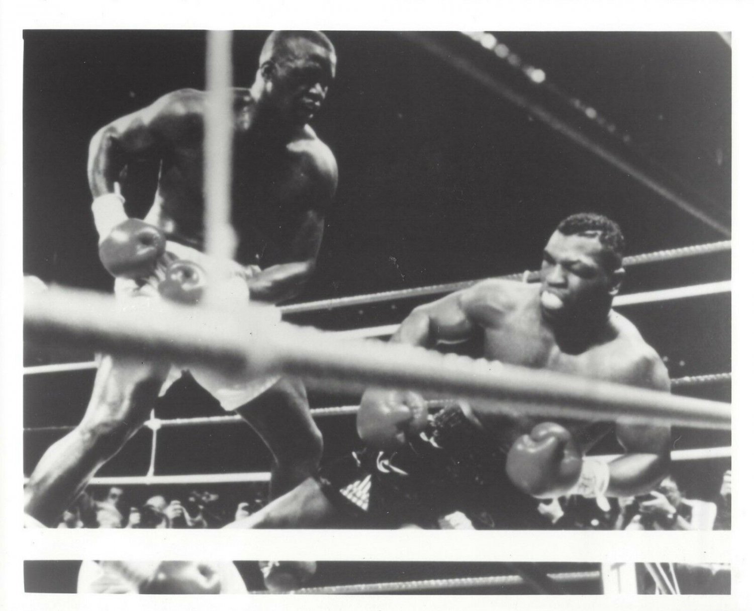 Buster Douglas vs Mike Tyson