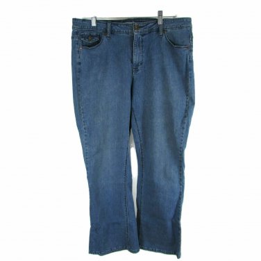 Lee Women's Jeans Petite Boot Cut Low Waist  Size 16P Blue Jeans