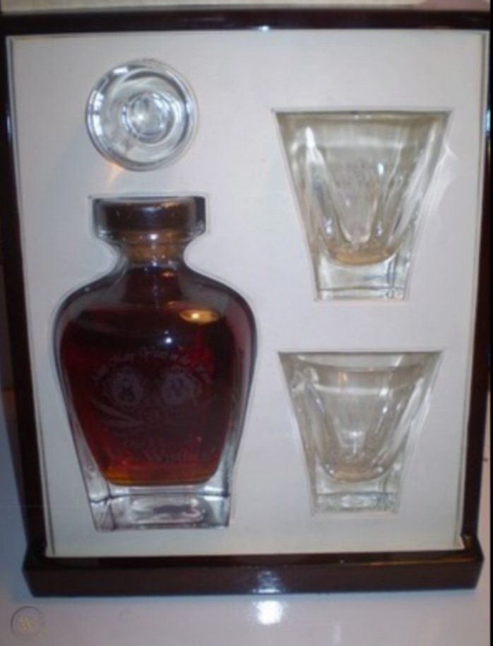 Pappy 23yr decanter set
