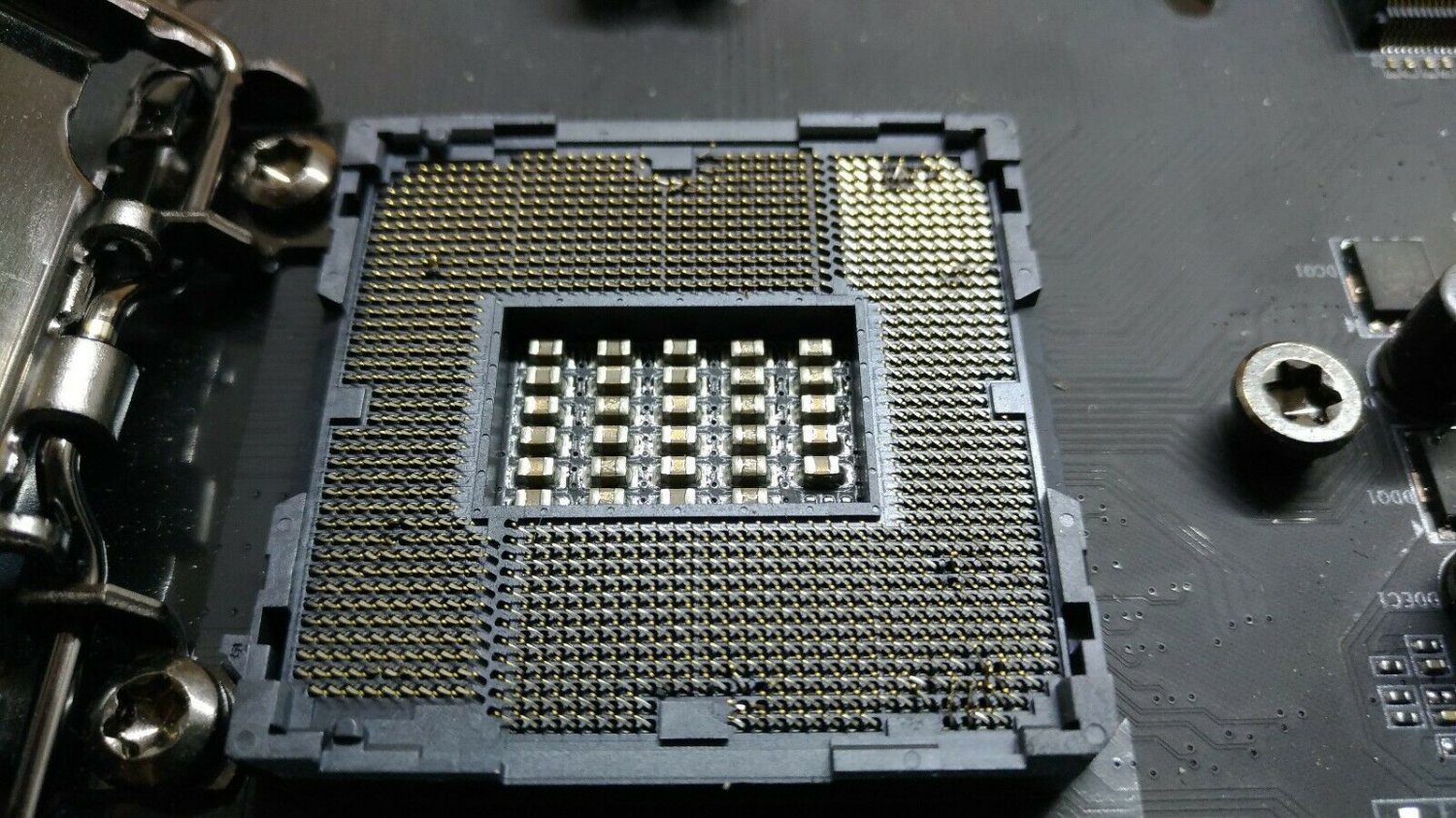 GIGABYTE GAZ170XUD5 LGA 1151 Intel Z170 HDMI SATA 6Gb/s Motherboard