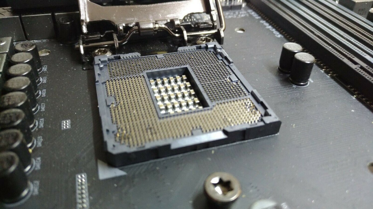 GIGABYTE GAZ170XUD5 LGA 1151 Intel Z170 HDMI SATA 6Gb/s Motherboard