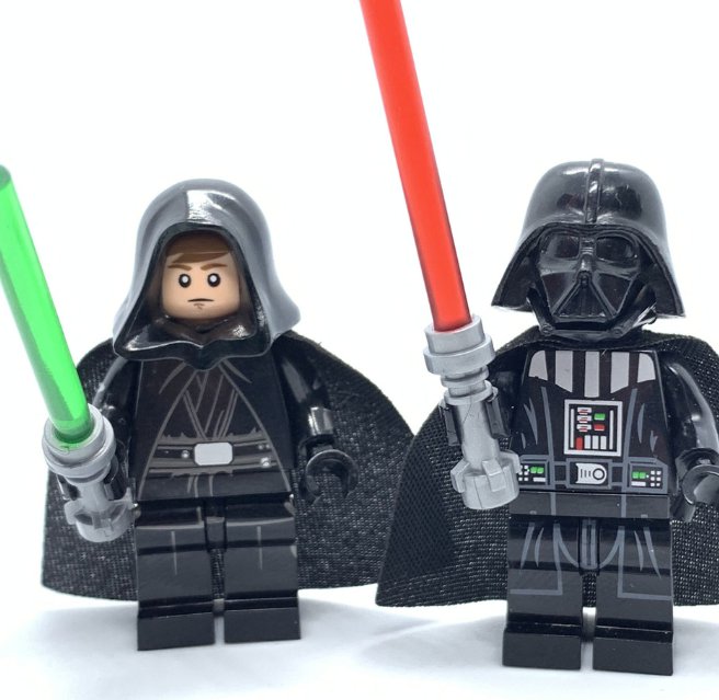 KoloToys Luke Skywalker vs Darth Vader Minifigures Star Wars Sith Lord Jedi Knight Minifigures
