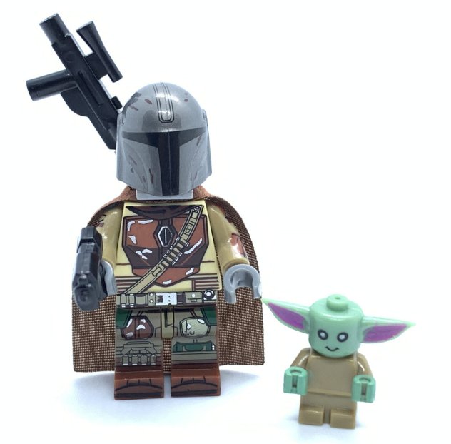 KoloToys Mandalorian and Baby Yoda Minifigures Star Wars Din Djarin and Grogu with Rifle