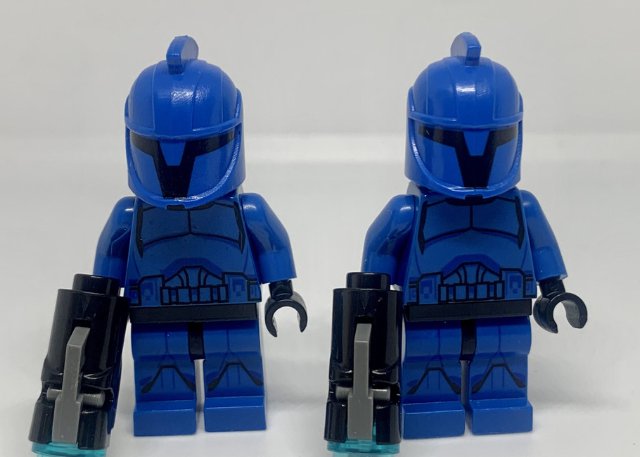 KoloToys 2 Senate Guard Minifigures Star Wars Minifigures