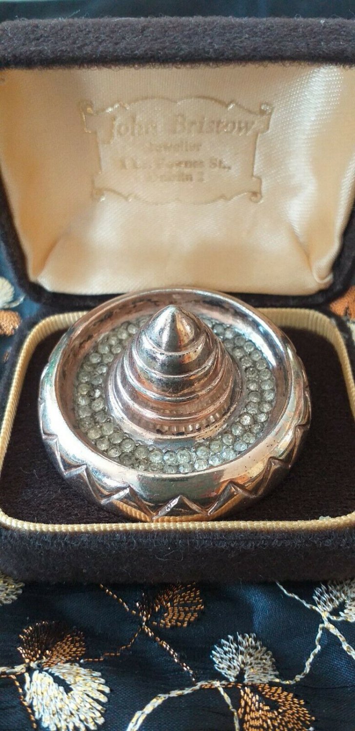 A Heavy Vintage Sterling Silver 925 Paste Stone Sombrero Design Brooch 34 gram
