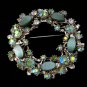 VINTAGE Beautiful Gold Green Thermoset Green/Green A/B Rhinestone Wreath BROOCH