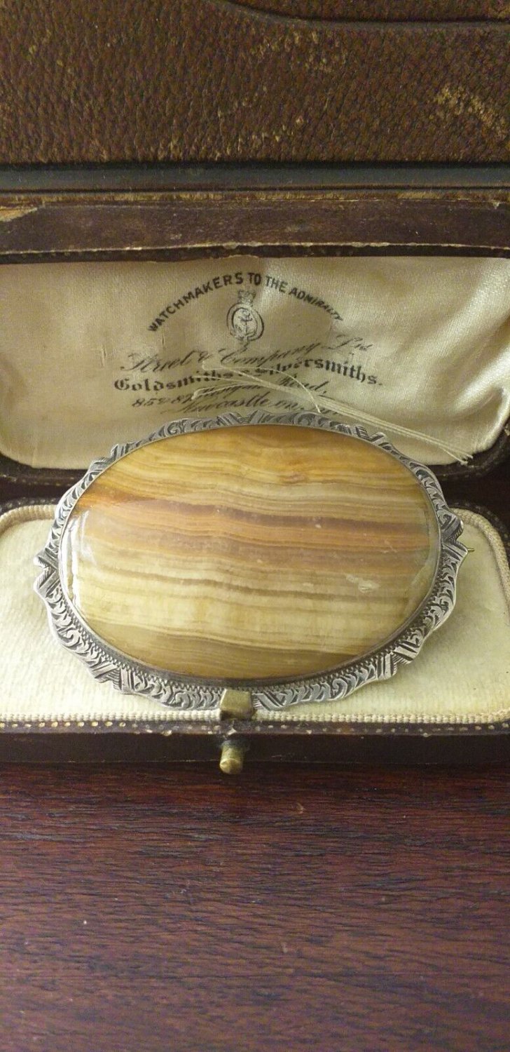 Antique Vintage Victorian Extremely Large and Heavy Silver Agate Brooch - 20.5 g