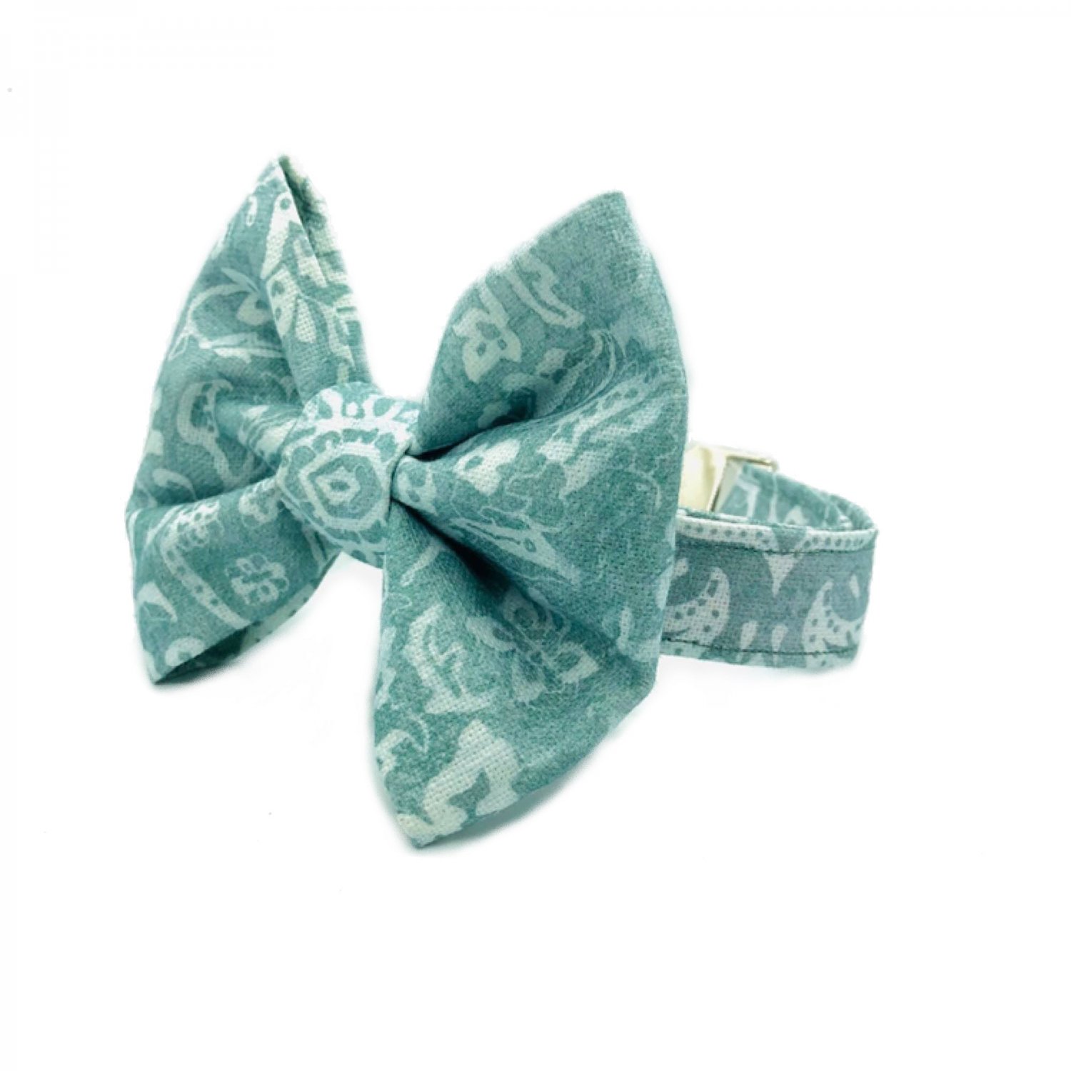 Off Green Bow Tie Collar