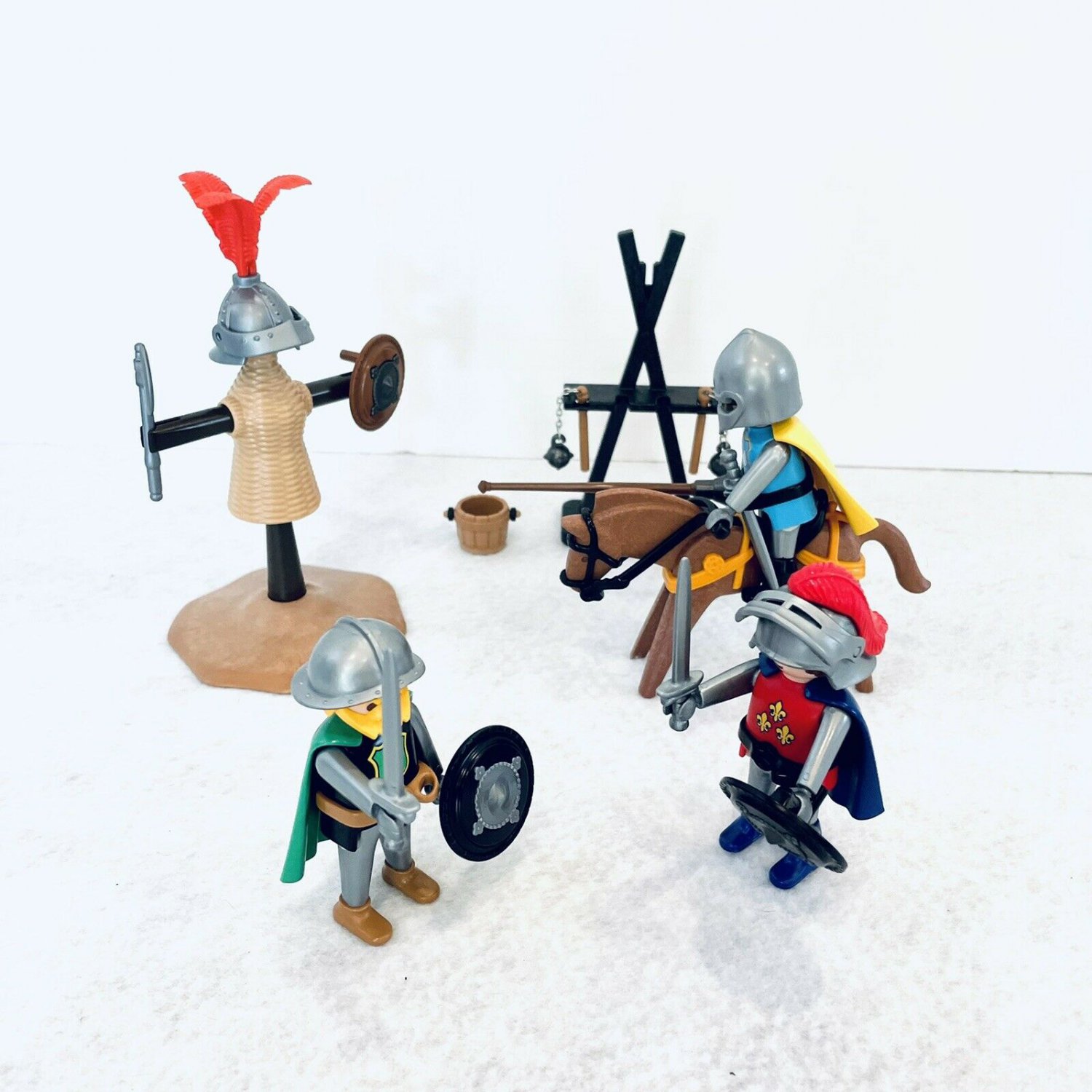 Playmobil 3668 Knight&acirc;��s Training Complete