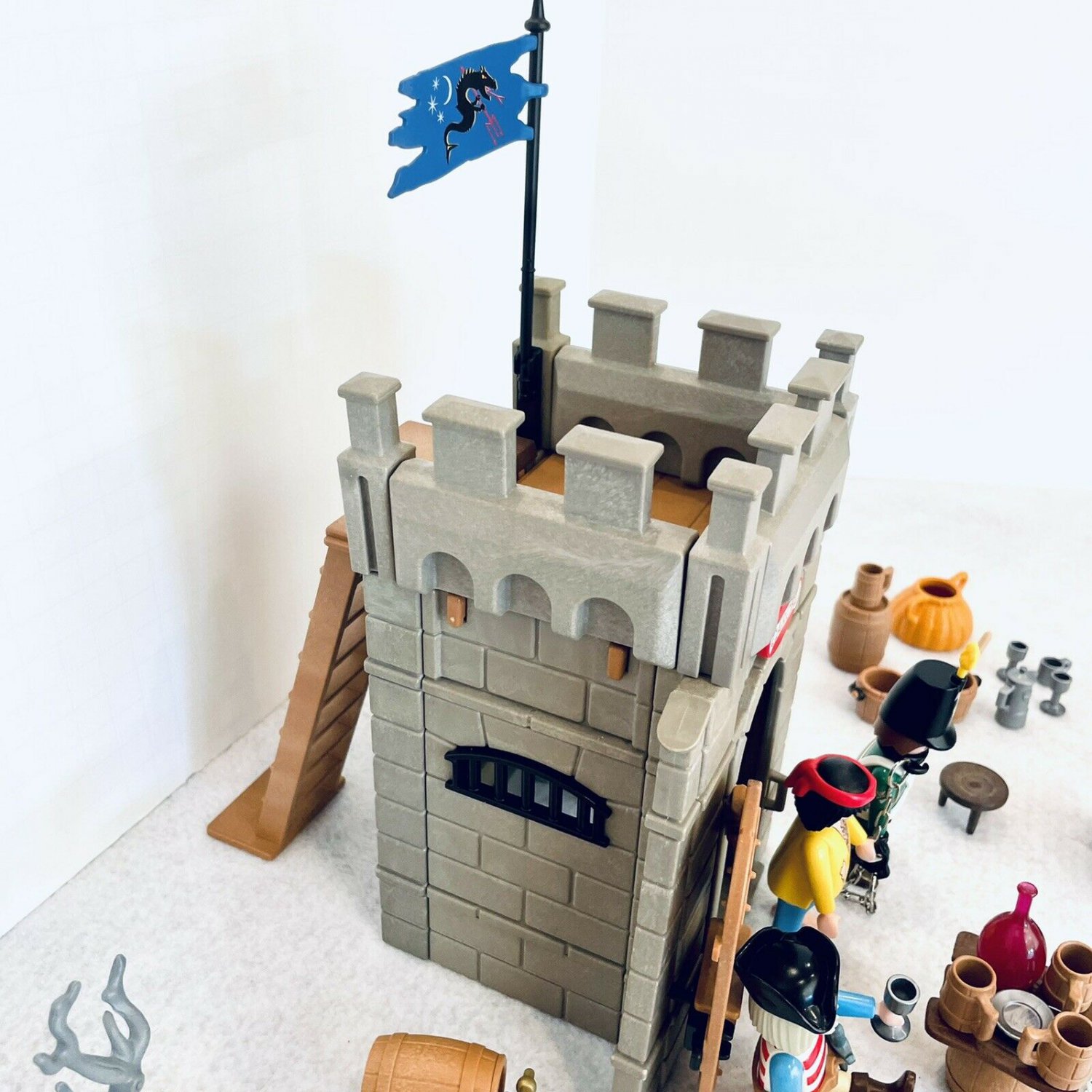 Playmobil 9989 Pirate Jail and Barbecue 100 Complete