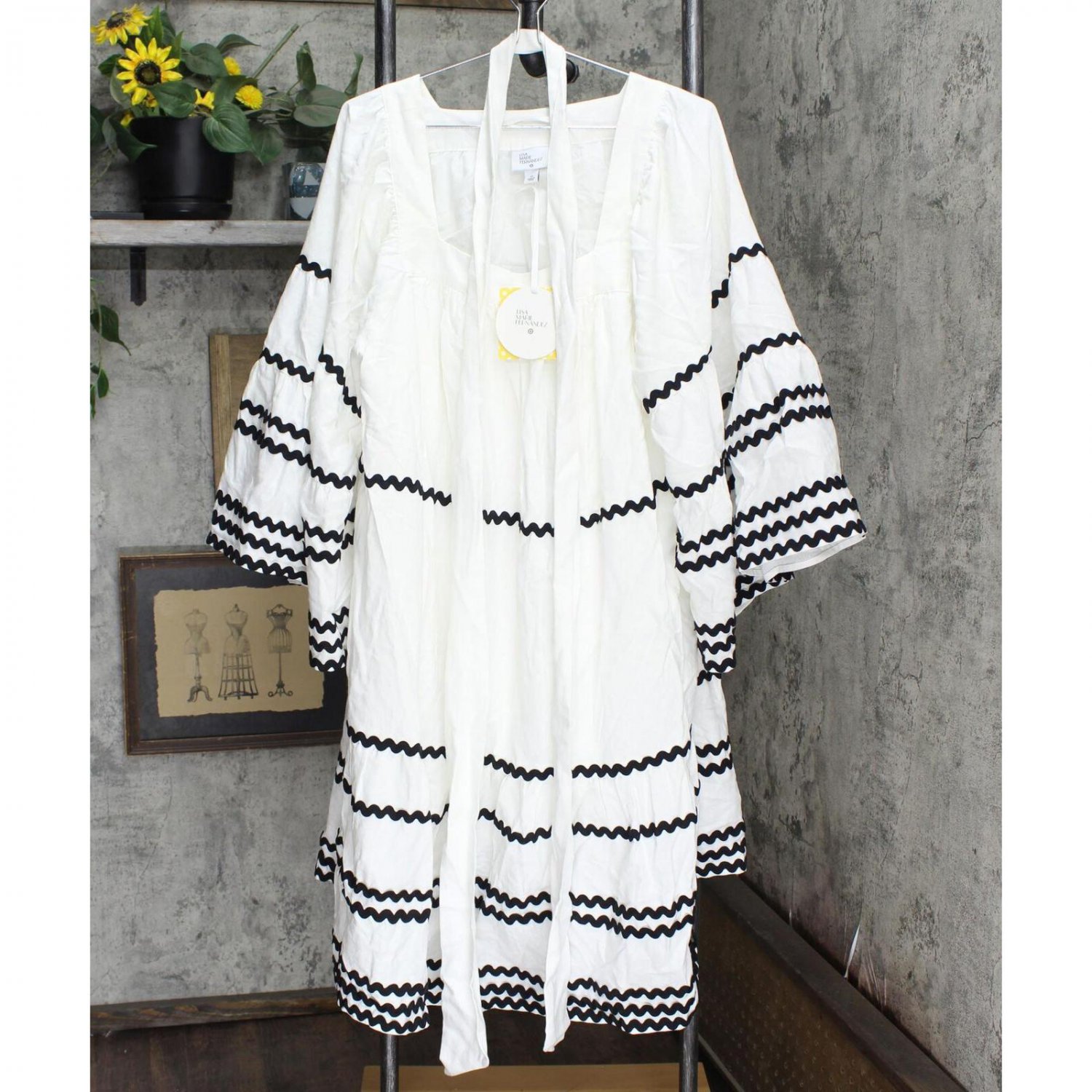 NWT Private Label Women's Plus Size Ric Rac Flare Sleeve Dress PDD-100-BP 1X Black / White