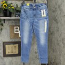 NWT DENIZEN from Levi's Women's Mid-Rise Skinny Jeans 78175928 8S Daybreak Blue