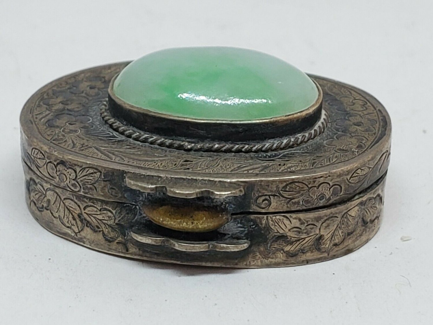 Vintage Sterling Silver Jade Floral Filigree Pill/Trinket Box